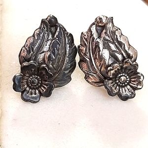 Pair of Antique Sterling Silver Clip / Screw on Earrings